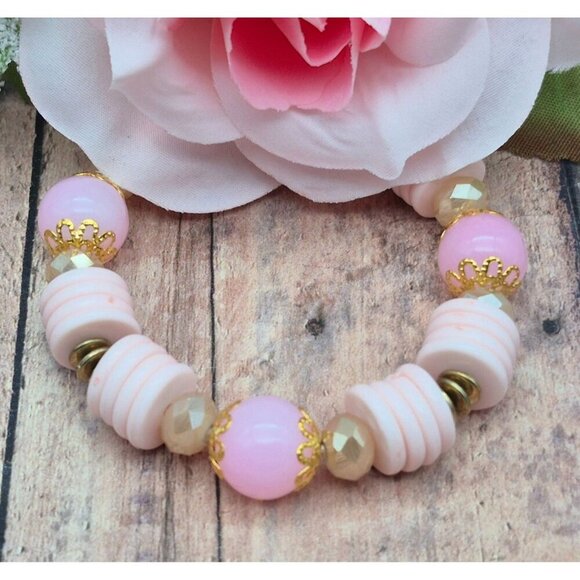 Lot of 2 Artisan Made Gold Tone & Pink Beaded Stretch Bracelet Shark Tooth Charm - Picture 9 of 9